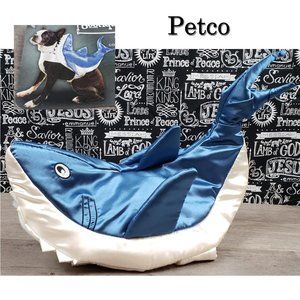Halloween Shark Dog Costume Petco Size Medium NWT